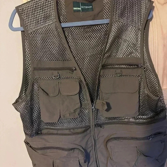 Men’s Large Brown Fishing Netted Zip Up Visit - Picture 3 of 8